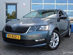 Grijs Gebruikt 2017 Skoda Octavia Ambition Stationwagen | € 8.800 (Goede deal)
