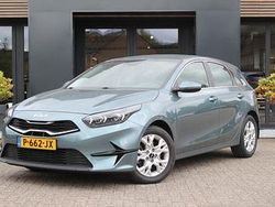 Grijs Gebruikt 2022 Kia Ceed Hatchback | € 17.950 (Goede deal)