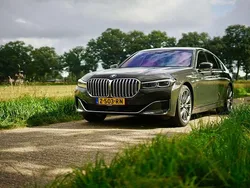 Grijs Gebruikt 2019 BMW 745 Sedan | € 45.990 (Eerlijke prijs)