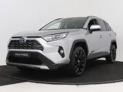 Zilver metallic Gebruikt 2021 Toyota RAV4 Executive SUV | € 40.995 (Eerlijke prijs)