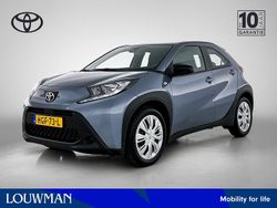 Grijs Gebruikt 2025 Toyota Aygo X Play SUV | € 19.445