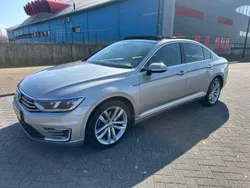Grijs Gebruikt 2015 VW Passat Highline Sedan | € 15.750 (Duur)