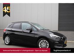 Zwart Gebruikt 2020 BMW 225 Active Tourer Executive MPV | € 20.950 (Iets duurder)