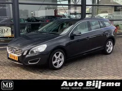 Grijs Gebruikt 2012 Volvo V60 Summum Stationwagen | € 5.499 (Eerlijke prijs)