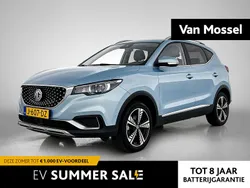 Blauw Gebruikt 2020 MG ZS Luxury Sedan | € 14.995 (Eerlijke prijs)