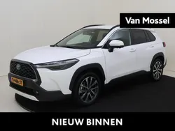 Wit Gebruikt 2023 Toyota Corolla Cross Edition SUV | € 35.740 (Eerlijke prijs)