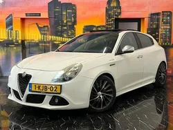 Wit Gebruikt 2013 Alfa Romeo Giulietta Business Hatchback | € 8.599 (Duur)