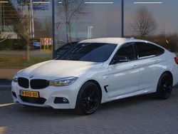 Wit Gebruikt 2019 BMW 320 Executive Hatchback | € 23.950 (Goede deal)