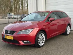 Rood Gebruikt 2015 Seat Leon ST Stationwagen | € 7.945 (Super prijs)
