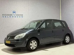 Grijs Gebruikt 2006 Renault Scénic II Dynamique MPV | € 1.800 (Eerlijke prijs)