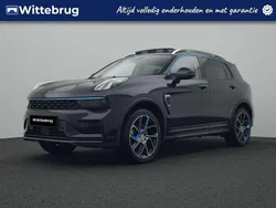 Zwart Gebruikt 2022 Lynk & Co 01 SUV | € 24.925 (Eerlijke prijs)