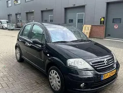Zwart Gebruikt 2002 Citroën C3 Exclusive Hatchback | € 800 (Eerlijke prijs)