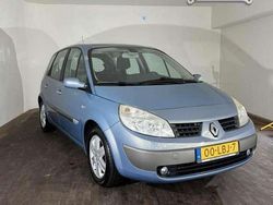 Blauw Gebruikt 2005 Renault Scénic II MPV | € 2.095 (Eerlijke prijs)