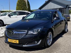 Zwart Gebruikt 2015 Opel Insignia Hatchback | € 7.950 (Duur)