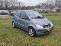 Blauw Gebruikt 2003 Mercedes A140 Elegance Hatchback | € 3.499