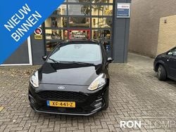 Zwart Gebruikt 2018 Ford Fiesta ST-Line Hatchback | € 10.950 (Eerlijke prijs)