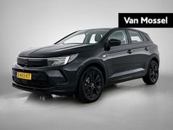 Zwart Gebruikt 2024 Opel Grandland X SUV | € 31.440 (Eerlijke prijs)