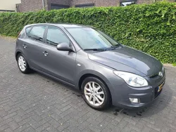 Grijs Gebruikt 2007 Hyundai i30 Dynamiq MPV | € 2.499 (Goede deal)