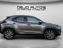 Grijs Gebruikt 2024 Toyota Yaris Cross Team SUV | € 29.950 (Eerlijke prijs)