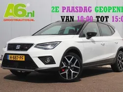 Nevada white met zwart dak Gebruikt 2020 Seat Arona Business SUV | € 15.900 (Eerlijke prijs)