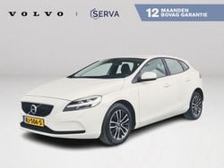 Wit Gebruikt 2017 Volvo V40 Stationwagen | € 15.995 (Iets duurder)