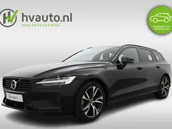 Zwart Gebruikt 2022 Volvo V60 R-Design Stationwagen | € 37.895 (Goede deal)