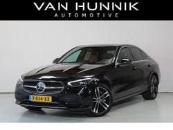 Zwart Gebruikt 2023 Mercedes C300 Luxury Sedan | € 39.950 (Super prijs)