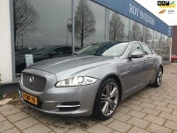 Grijs Gebruikt 2014 Jaguar XJ Premium Luxury Sedan | € 18.950 (Eerlijke prijs)