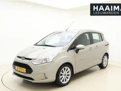 Grijs, metallic lak Gebruikt 2016 Ford B-MAX Titanium MPV | € 10.950 (Eerlijke prijs)