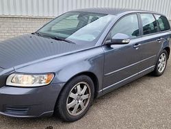 Grijs Gebruikt 2011 Volvo V50 Kinetic Stationwagen | € 2.200 (Goede deal)
