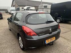 Grijs Gebruikt 2009 Peugeot 308 Style Hatchback | € 1.300 (Goede deal)