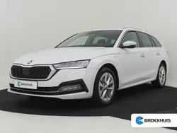 Wit Gebruikt 2022 Skoda Octavia Style Stationwagen | € 26.400 (Eerlijke prijs)