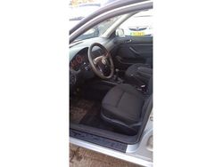 Grijs Gebruikt 2004 VW Golf IV Comfortline Stationwagen | € 1.950 (Iets duurder)
