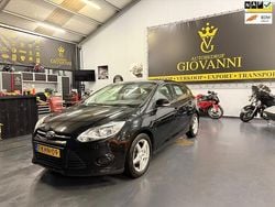 Zwart Gebruikt 2013 Ford Focus Trend Hatchback | € 4.750 (Eerlijke prijs)