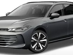 Grijs, metallic lak Nieuw 2024 VW Passat Business Stationwagen | € 49.259 (Goede deal)
