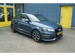 Blauw Gebruikt 2016 Audi A1 Design Hatchback | € 12.950 (Eerlijke prijs)