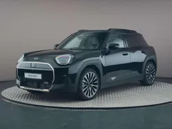 Zwart Gebruikt 2025 Mini Aceman Favoured SUV | € 34.950