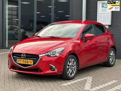 Rood Gebruikt 2017 Mazda 2 Luxury Hatchback | € 15.995 (Eerlijke prijs)