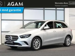 Grijs, metallic lak Gebruikt 2022 Mercedes B250e Luxury MPV | € 31.450 (Eerlijke prijs)