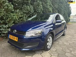 Blauw, metallic lak Gebruikt 2012 VW Polo Hatchback | € 4.500 (Goede deal)