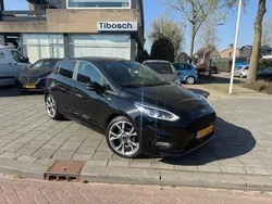 Zwart Gebruikt 2018 Ford Fiesta ST-Line Hatchback | € 13.950 (Iets duurder)
