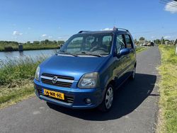 Blauw (metallic) Gebruikt 2003 Opel Agila Cosmo Hatchback | € 799 (Goede deal)