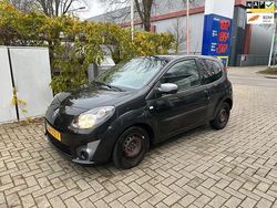 Zwart Gebruikt 2011 Renault Twingo Collection Hatchback | € 3.950 (Eerlijke prijs)