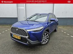 Blauw, metallic lak Gebruikt 2025 Toyota Corolla Cross Style SUV | € 39.950 (Iets duurder)
