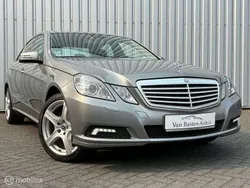 Grijs Gebruikt 2009 Mercedes E250 Elegance Sedan | € 14.995 (Eerlijke prijs)