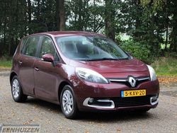 Rood Gebruikt 2013 Renault Scénic III LIMITED MPV | € 3.999 (Goede deal)