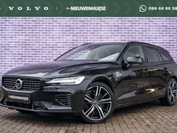 Zwart Gebruikt 2022 Volvo V60 R-Design Stationwagen | € 37.894 (Eerlijke prijs)