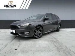 Grijs Gebruikt 2018 Ford Focus ST-Line Stationwagen | € 10.950 (Goede deal)