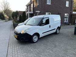 Wit Gebruikt 2014 Opel Combo Sedan | € 3.250 (Eerlijke prijs)