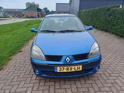 Blauw Gebruikt 2005 Renault Clio II Luxe Hatchback | € 850 (Super prijs)